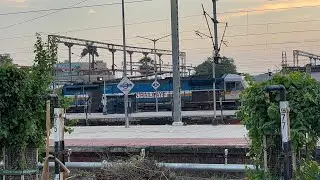 Pyramid CAB WDP4D WITH MALDA PSNGR || #yt #trainspotting #trainvideo #yttrending