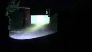 Fenix E25 beamshot (version 187 lumens)
