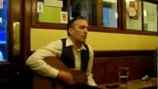 Horse outside acoustic
