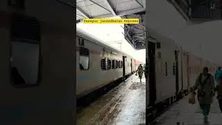 Danapur Jansadharan Express #train #indianrailways #railway #travel #railwaycontent