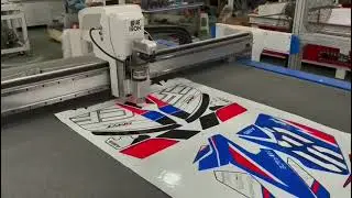 IBON CNC Oscillating Knife  Sticker Paper #cuttingmachine  #LabelPrinting Machines