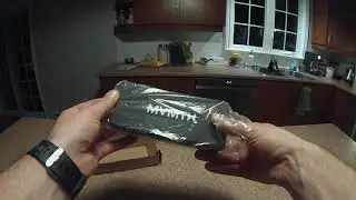 Unboxing MVMT REVELER EVERSCROLL
