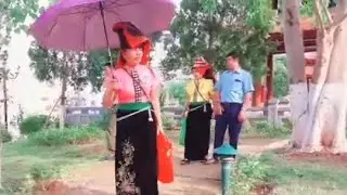 HAT THAI .BAO SAO .BA B&Aacute;U LAY CĂN  CHI PAY QUANG CUN ĐOM MỨƠNG ..XIN