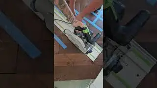 CUTTING IN A HERRINGBONE BORDER #woodflooring #diy #howto #flooring #installation #wood #herringbone