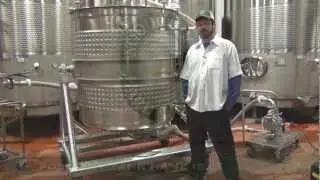 Работа с натуральными ингредиентами при приготовлении суркового сидра &mdash; Уголок сидродела, эпизод 6