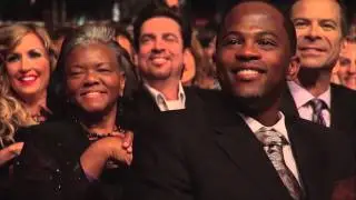 Chonda Pierce and David Mann Host The Dove Awards