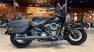 Harley Davidson Heritage año 2025 con solo 3.500 KM de fábrica. 