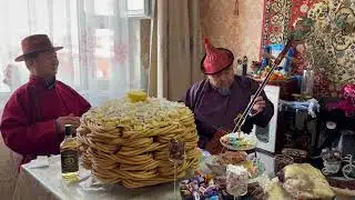 Счастливого монгольского лунного Нового года! | Счастливого месячного Нового года!