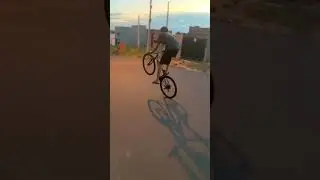 🔥 #244 #bmx #bikelife #grauderua #bmxlife #automobile #tutorial #grau #stunt