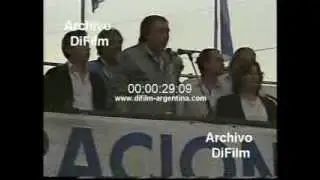 Saul Ubaldini en la Plaza de Mayo contra las privatizaciones 1990