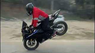  Funday my R15v4 stunt day or my friend my 15 try stunt practice 🏍️😛
