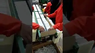 Molins MK8 cigarette maker