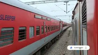 High Speed Action WAG-9H With 09621 Ajmer - Bandra Terminus Special Fare Crossing sanganer Station