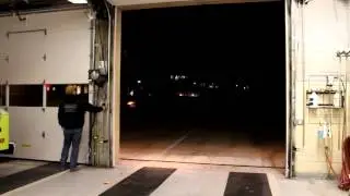Liftmaster Commercial Garage Door Operator -  Opening Closing cycle manually.mov
