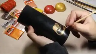Spooky candle decor using mica powder