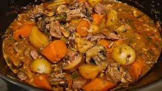 Slow cooker Beef Bourguignon recipe