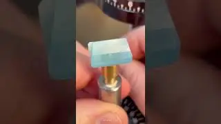 Cutting a very high quality blue Topaz | MyRings.Co