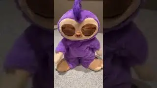 this sloth does THE FLOSS! 😂 #shorts #toys #funny