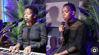 Amahoro Yesu atanga covered by Sharon na Trinitas