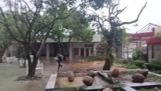 Hundreds of thousands evacuate as Hurricane Melissa hits eastern Cuba
