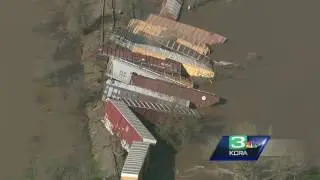 LiveCopter 3 video shows train derailment near Elk Grove