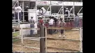 Justin Carlton on Tiny Tim @ Double J  (04-14-2002).mp4