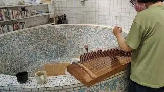 古箏與陶藝的切磋 The Battle Between Zheng and Pottery