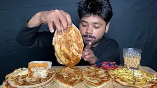 Quetta cafe chai chicken cheeze paratha chicken peri  paratha cheeze alu paratha eeg paratha 