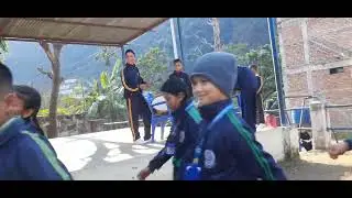  Childrens are preparing for annual sports.