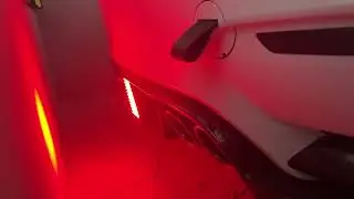 BMW F82 M4 kohlenstoffコーレンストッフディフューザーLEDフラッシュユニットflash unit install取付エーモン