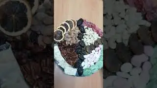 Nuts and dried fruits platter | Plato de frutos secos | فكرة تقديم فواكه جافة