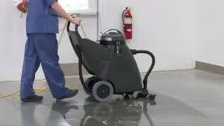 Squeegee Vacuum