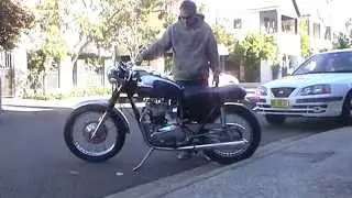 1971 Triumph Bonny with T140V and Dunstal replica pipes