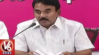TRS Leaders Fires On Telangana TDP Leaders | Vastunna Meekosam Pada Yatra | V6 News