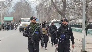 SOG, CRPF carry out intensive frisking at multiple locations in Srinagar ahead of Republic Day