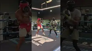 Both fighters trying to establish the jab and work the body great inside fighting.