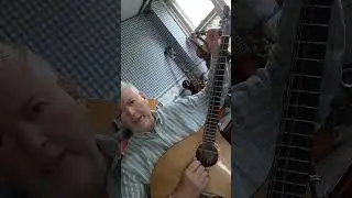 How to Tune your octave mandolin / Irish bouzouki