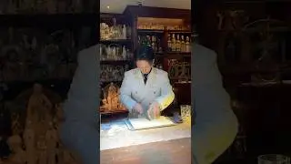 Tokyo&rsquo;s Samurai Bartender Cuts Ice with a Sword | Bar Centifolia Cocktail Experience 🇯🇵🍸