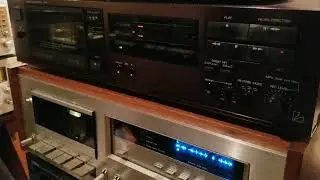 Luxman  K-110 Playing Shaun's Creepy Crawlies Mix Tape