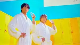 Snow Man佐久間大介＆目黒蓮の「Hot Flow」MV監督が制作裏話を明かす「実話をもとに佐久間さん・目黒さんのアイデアを拡張させていただきました。」