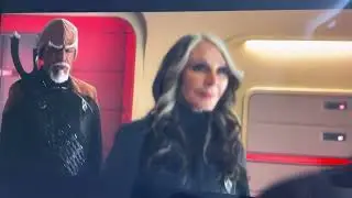 Star Trek Picard - Worf threesome Gag