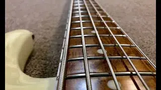 Bajo Flamenco (Buler&iacute;as) - Musicman Stingray 30th 🎧