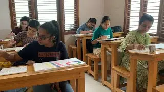 The ultimate painting sessions in the Diploma in Fine Arts Course by #Sampratishta!