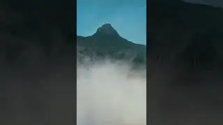 Adam's Peak Mountain in Sri Lanka I #adamspeak #sripada #srilanka #buddhistpilgrimage #sunriseviews