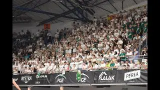 Doping kibiców Legii na 5. meczu finałowym kosza w Lublinie