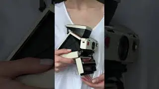 Polaroid SX-70 Land Camera Model 2