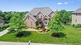 Home For Sale 2129 Johns Ridge Rd Coraopolis, PA 15108