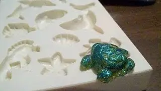 DIY: A SEA TURTLE WITH HOT GLUE AND A MOLD | digupstuff