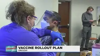 More hospital workers receive Covid-19 vaccine as Kaiser Permanente begins vaccinations