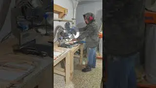 #tallerdecarpinteria #herramientas #elcarpinterito #woodworking #humor #memes un d&iacute;a en el taller 🤣🤣